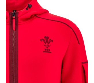 RUGBY GALLES – FELPA CAPPUCCIO TRAVEL TECH RED - MACRON - Stagione 2025/26